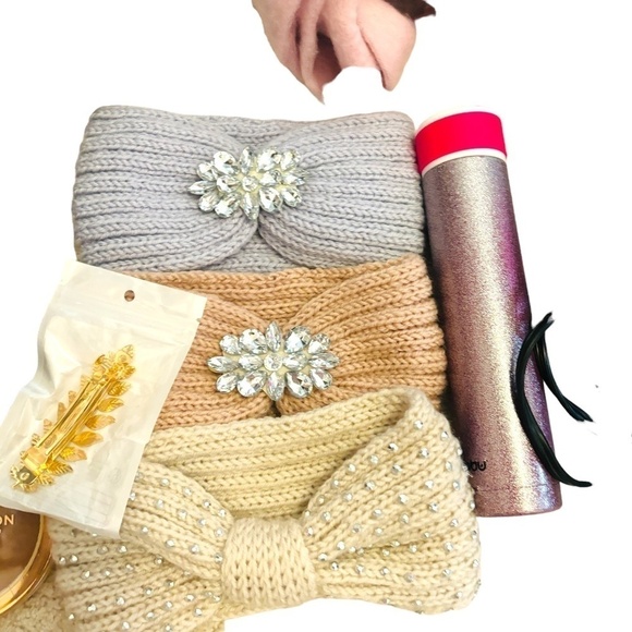 Girly Stuff Assorted Bundle Assorted Lot, Makeup Waterbottle, Hair accessories - Picture 11 of 11